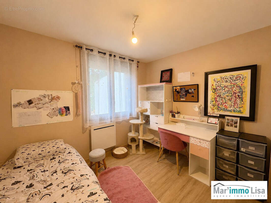 Maison 78 m² à Salon-De-Provence  - photo 6