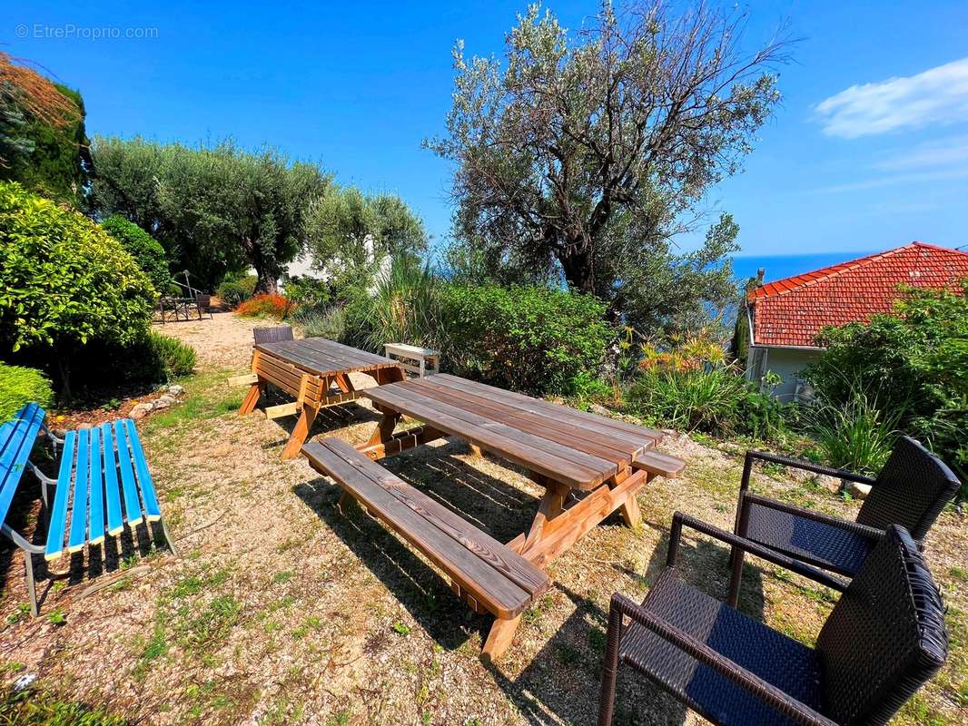 Vue mer ferrique, proche plage de Cabbe  - photo 10