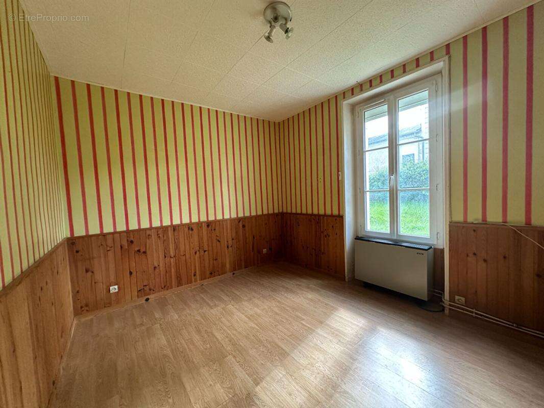 Maison de bourg  de 123 m² à Vicq sur Nahon (36600) - photo 6