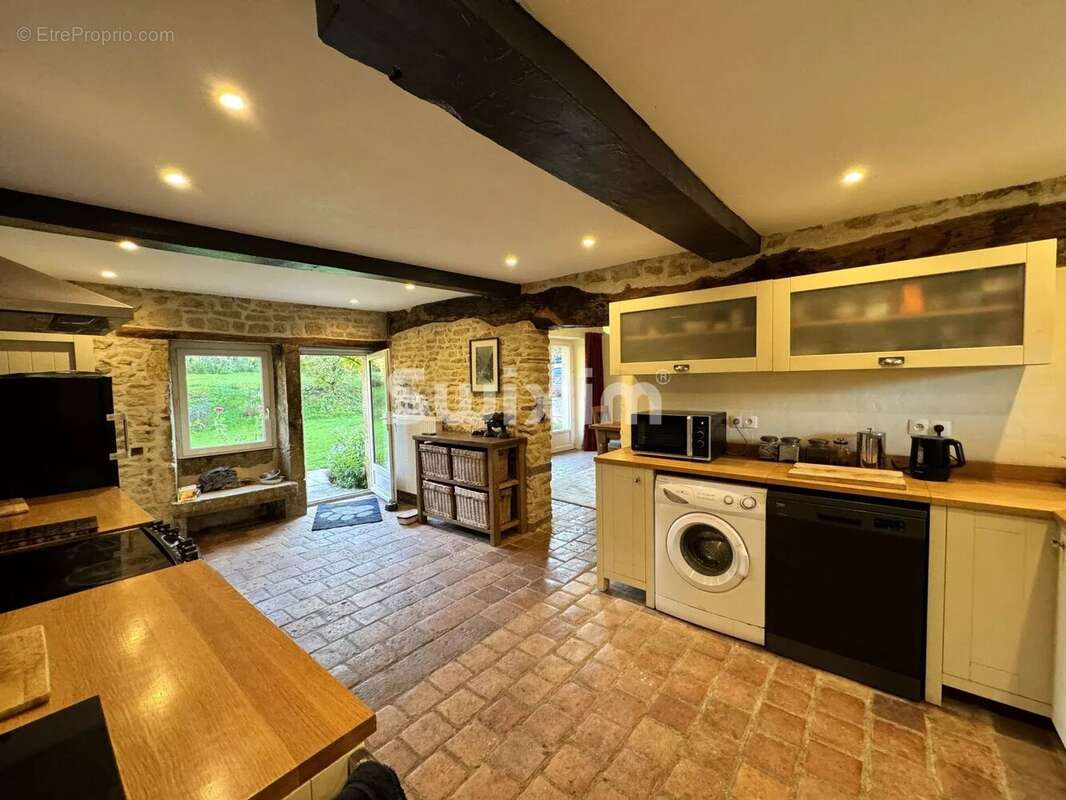 Maison à VEZELAY