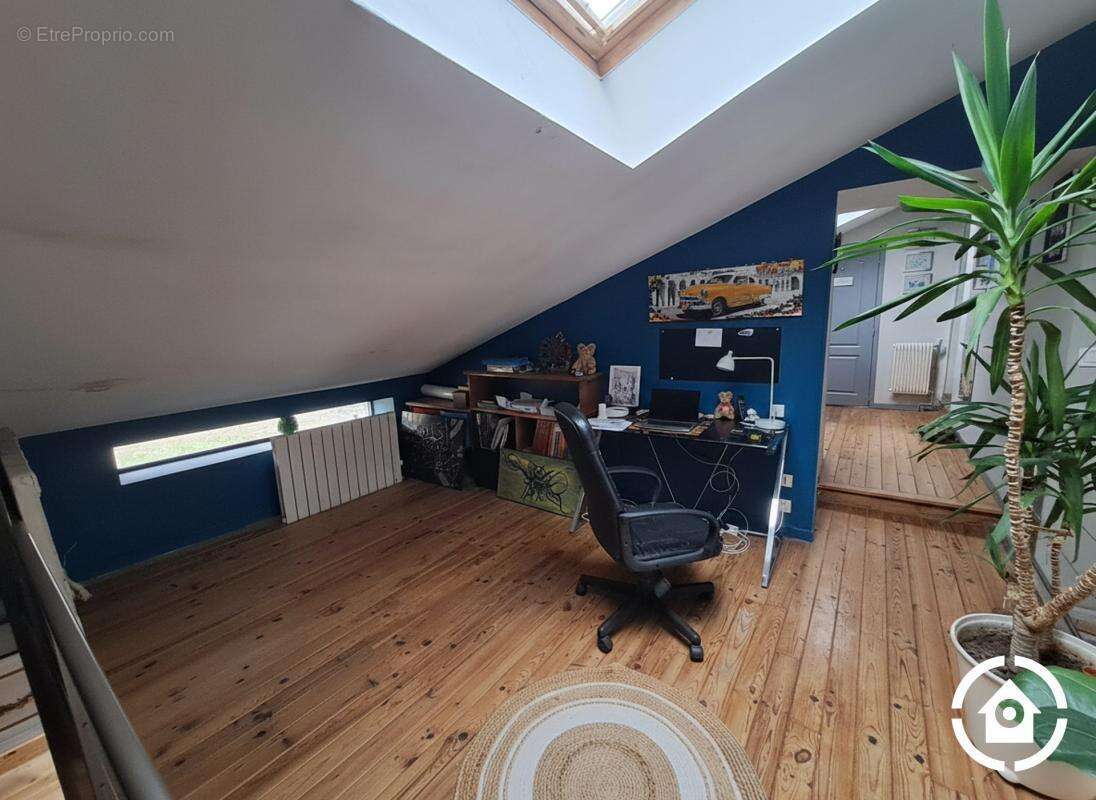 Maison en pierre - 3 chambres + appartement indépendant - 2 cha - photo 11