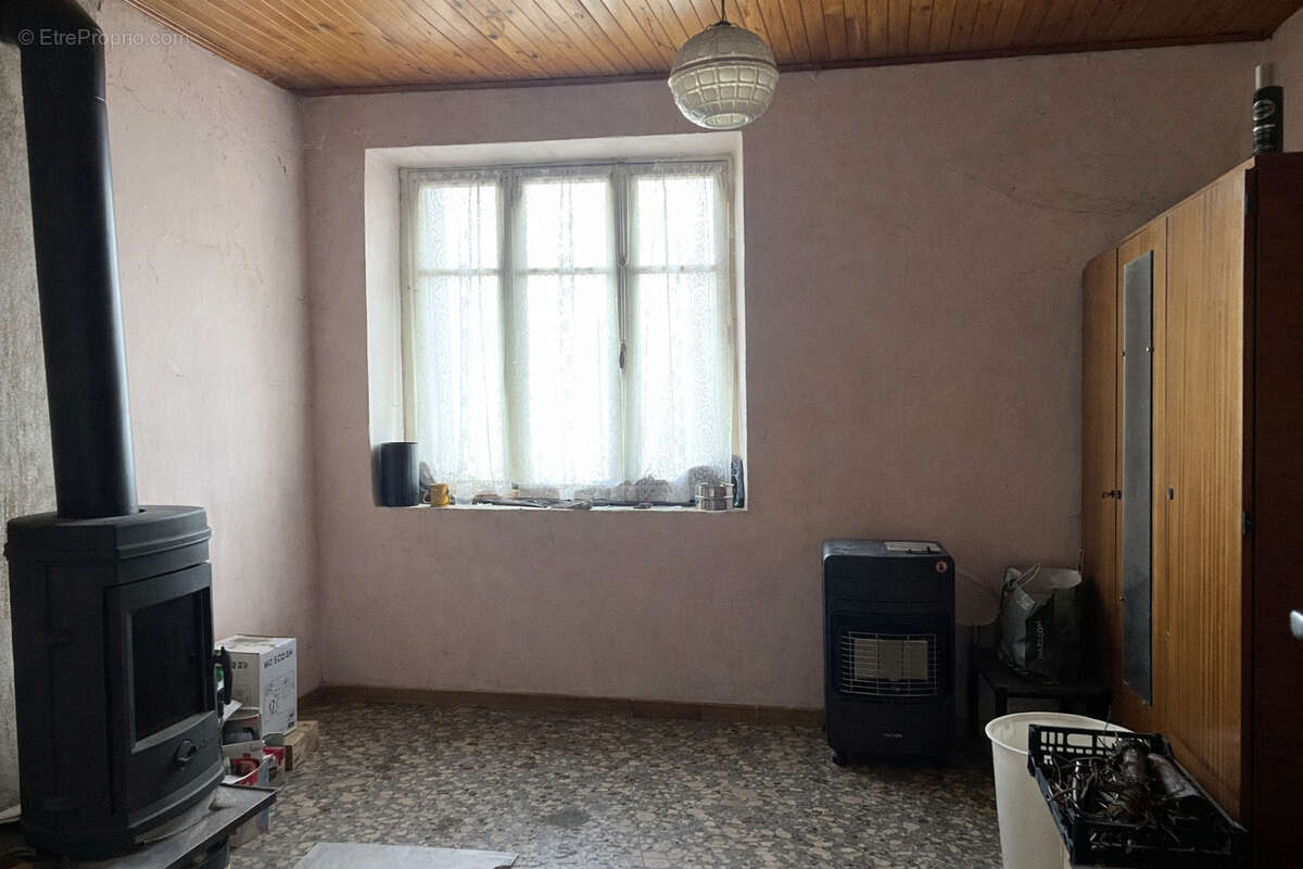 Maison à MONTUSCLAT