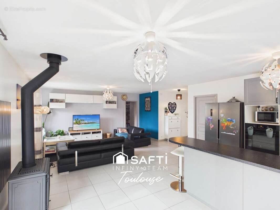 Maison 140 m² à Cugnaux  - photo 4
