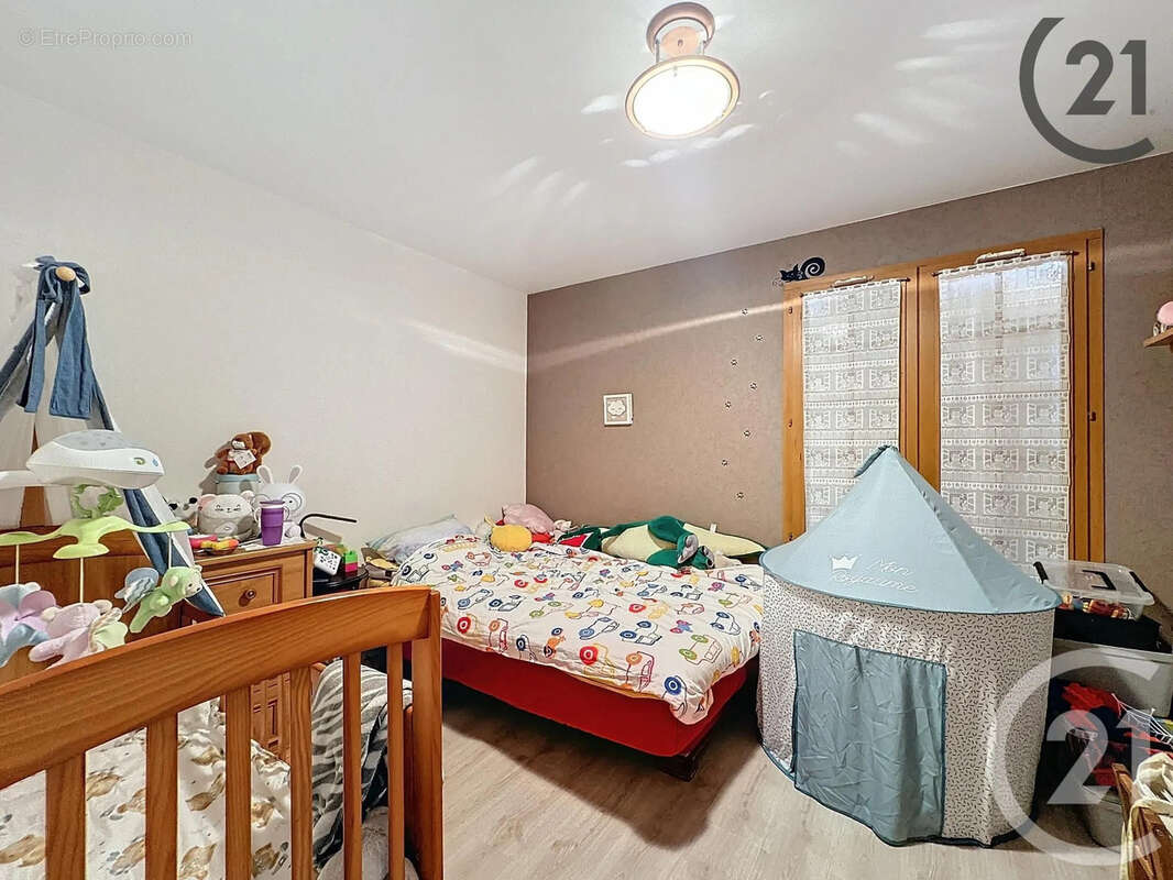 Maison à SAINTE-SAVINE