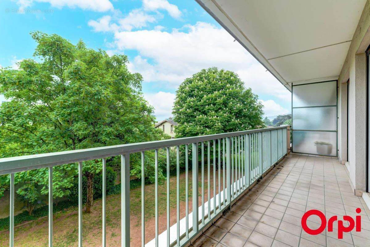 Appartement à CALUIRE-ET-CUIRE