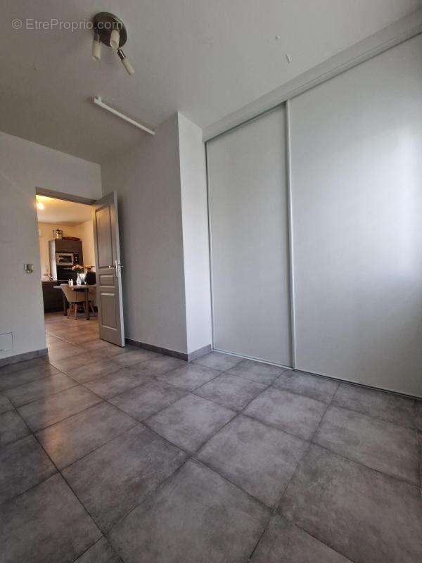 Maison à VAIRES-SUR-MARNE