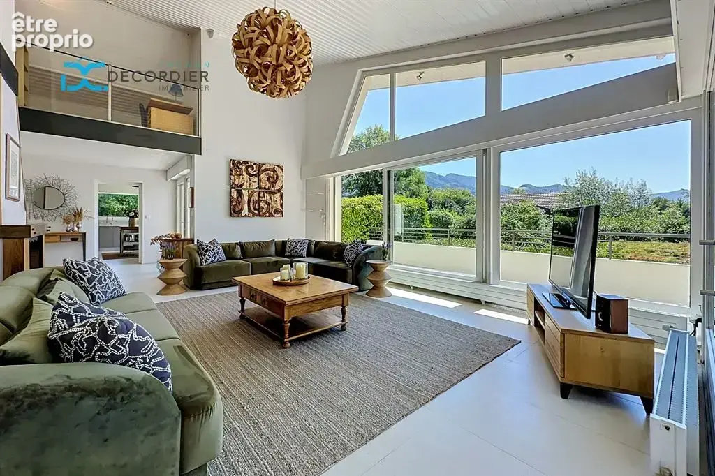 À VENDRE – Maison individuelle de 231 m² sur un terrain de 2 989 m² à Allinges - photo 5