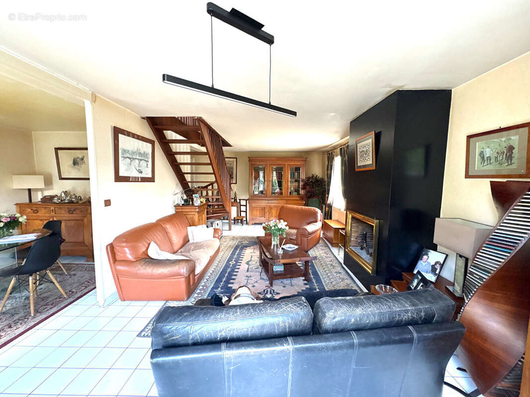 Maison à SAINT-GRATIEN