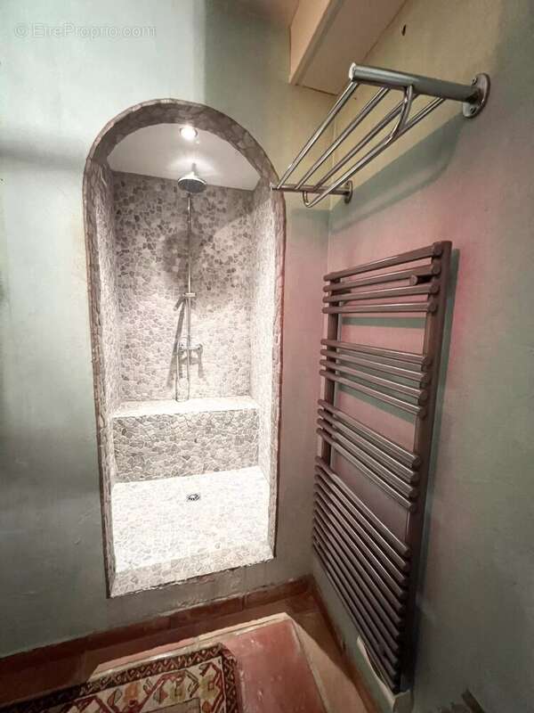Appartement à COGOLIN