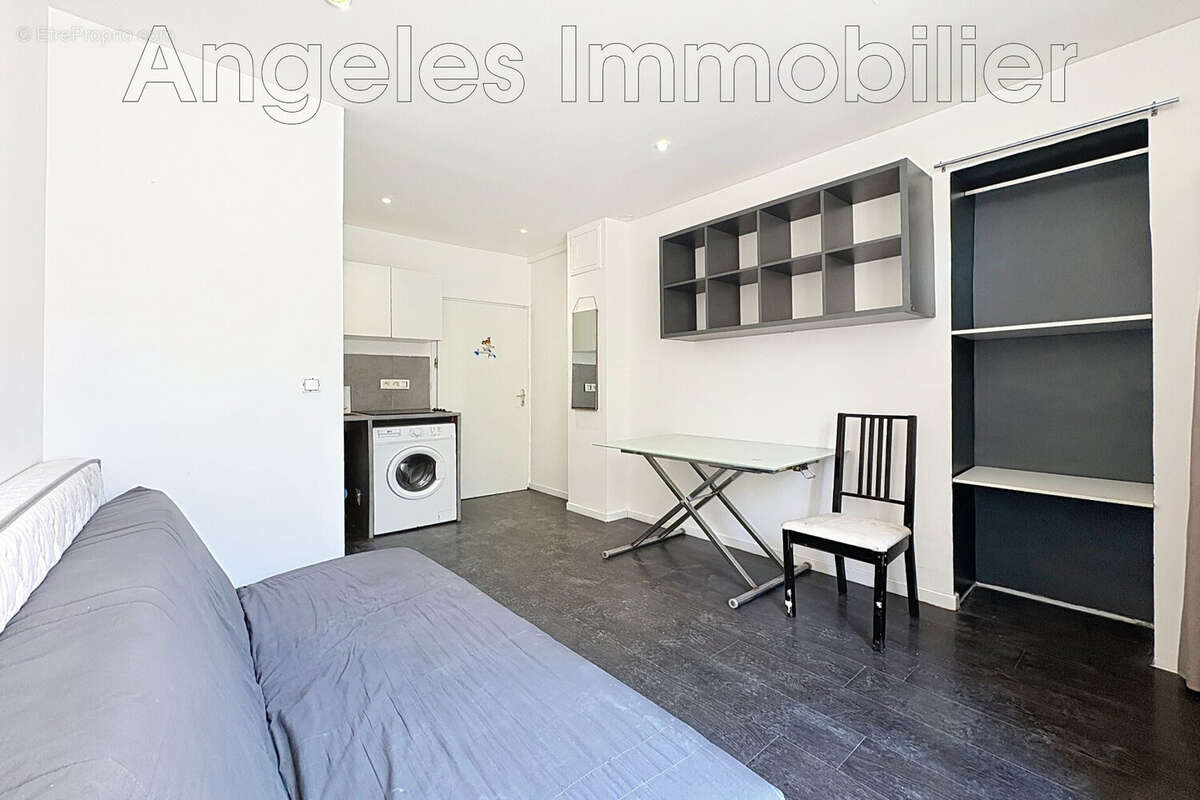 Appartement à VALLAURIS