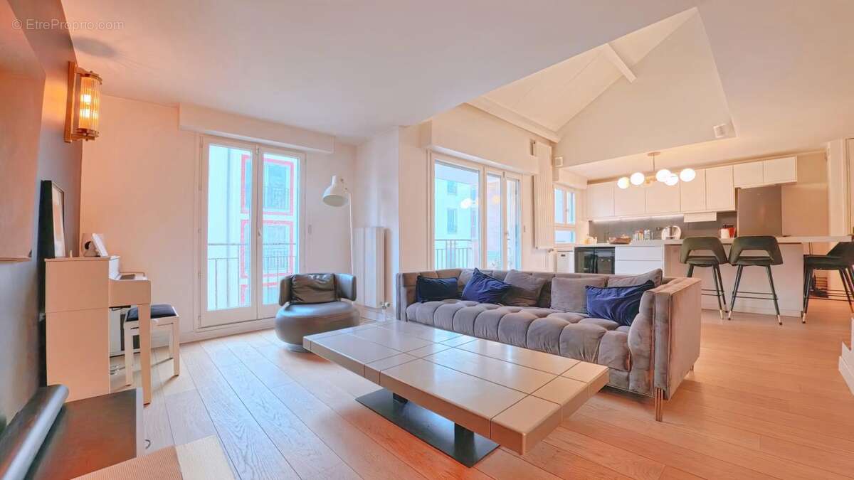 Appartement à NOGENT-SUR-MARNE