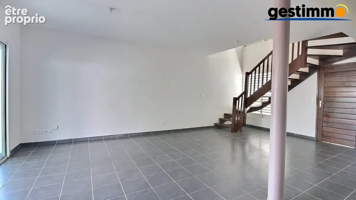 Maison 4 pièces 98 m² à vendre à Cayenne (97300) - photo 2