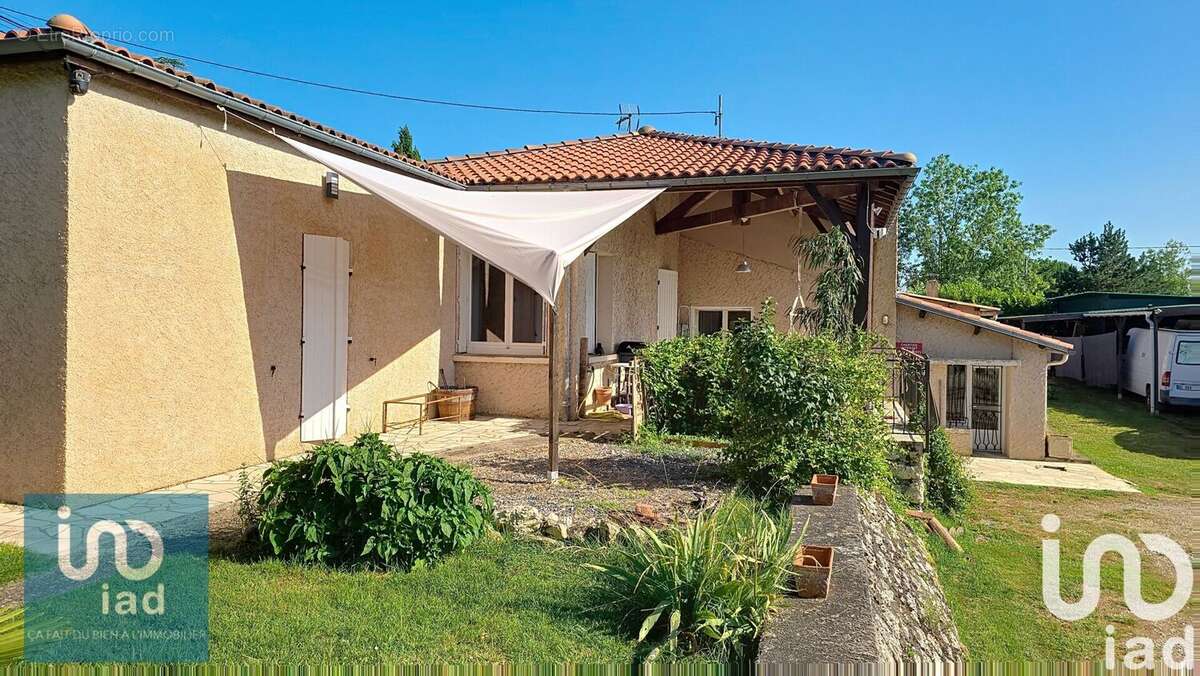 Photo 3 - Maison à COURRENSAN