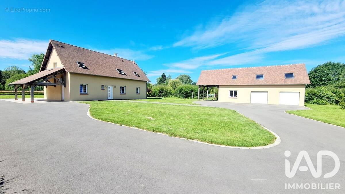 Photo 1 - Maison à PONT-L'EVEQUE