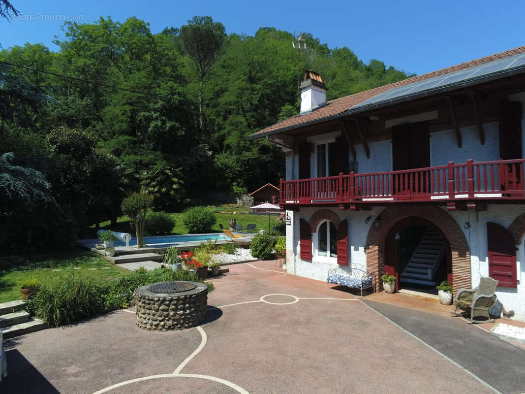 Maison à JURANCON