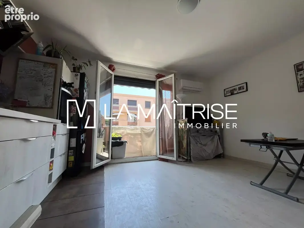 Appartement 4 pièces 54 m² à vendre à Marseille-8e (13008) - photo 3