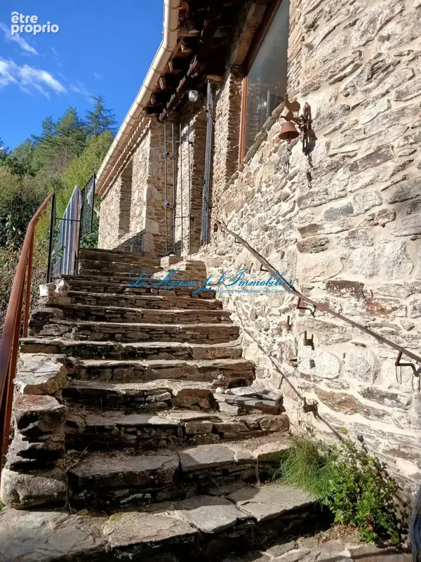 GENOLHAC, mas en pierres de caractère 3 P2/P3, atelier, bergerie, clède, ruines, sur 8 hectares de terrain bor - photo 2