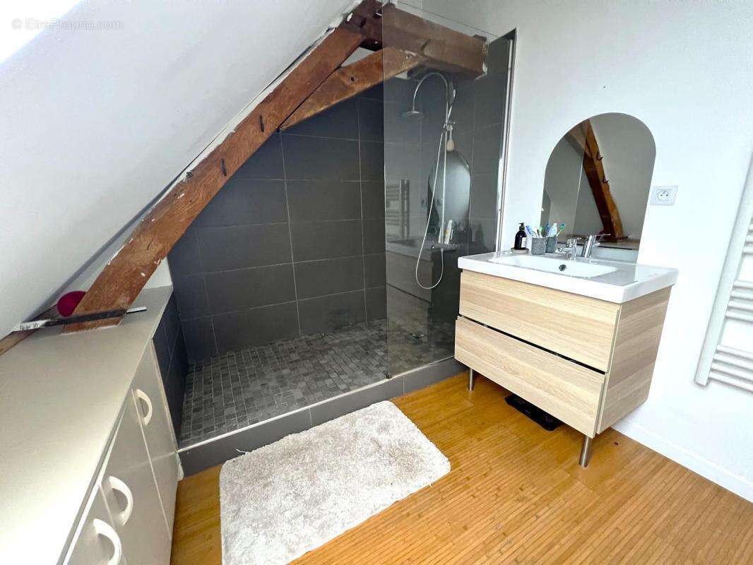 Maison à WAMBRECHIES