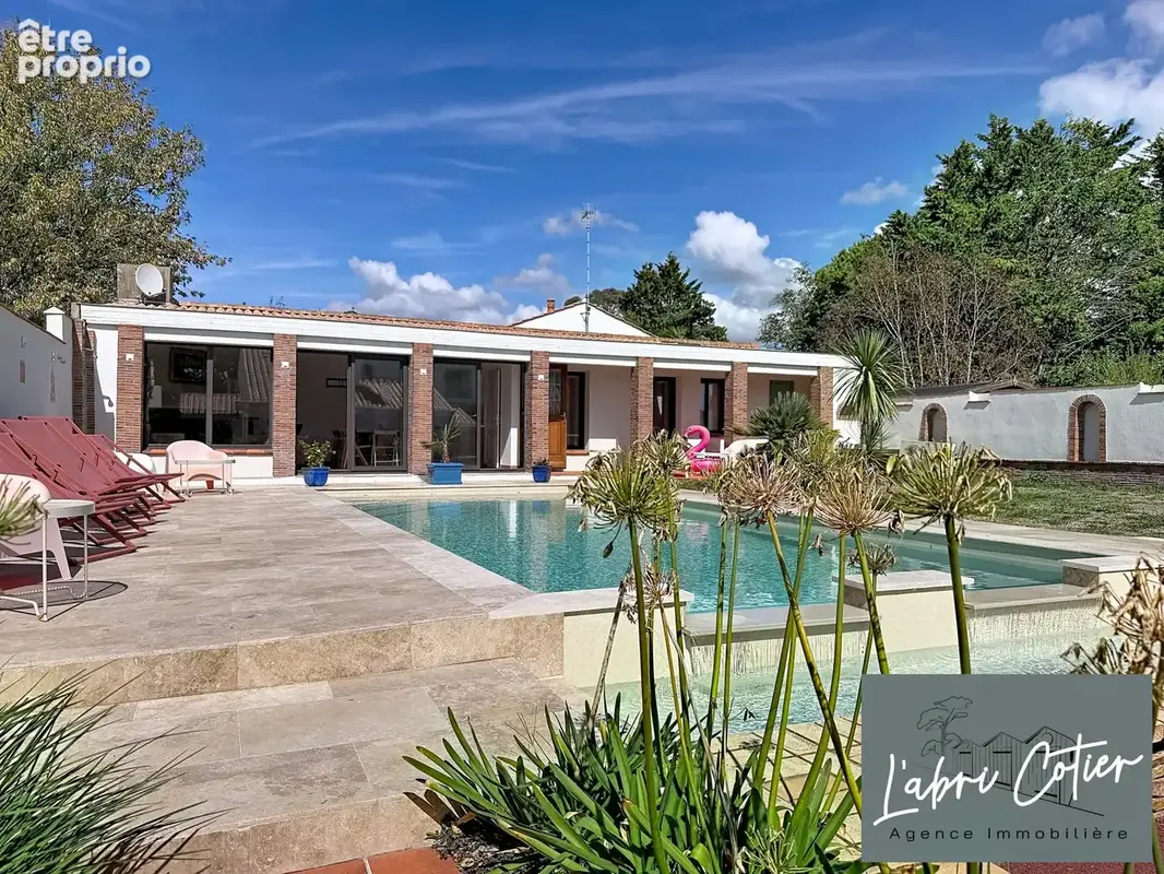 Maison 10 pièces 278 m² · à L'Ile-d'Olonne · 278 m² · 1 390 000 €