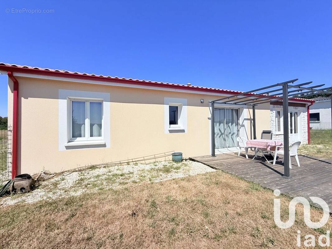 Photo 1 - Maison à GARDONNE