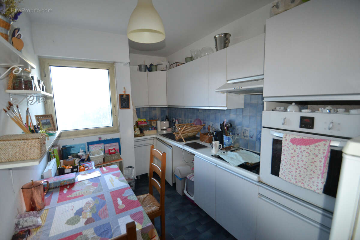 Appartement à VALLAURIS