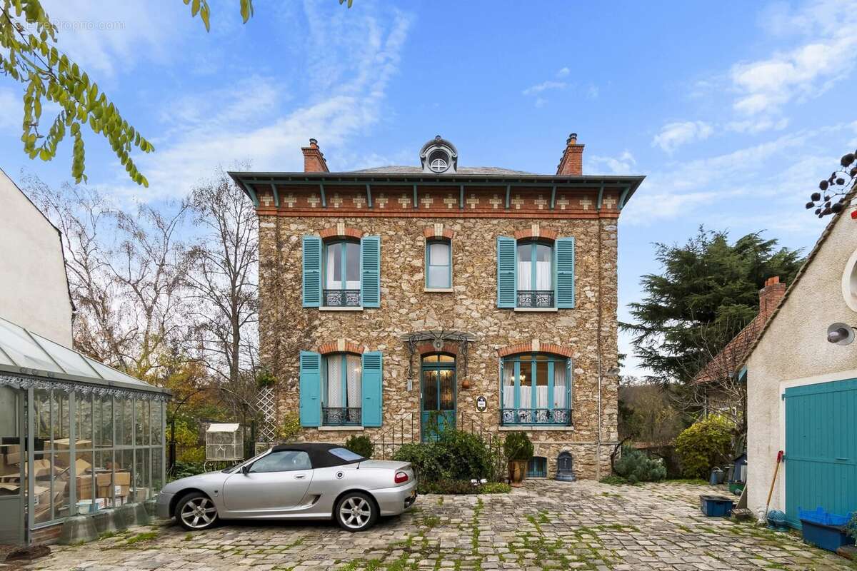 Maison à LA FERTE-ALAIS