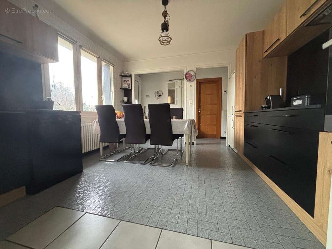 Maison à SAINTRY-SUR-SEINE