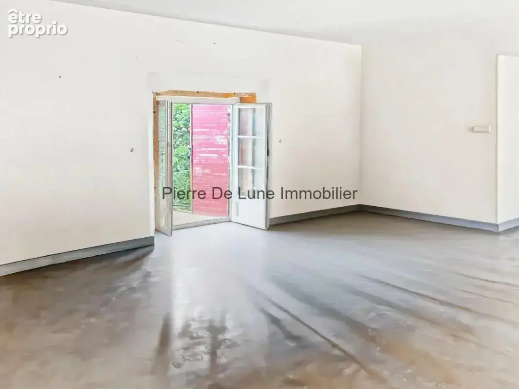 Appartement 3 pièces 110 m² à vendre à Chamelet (69620) - photo 3