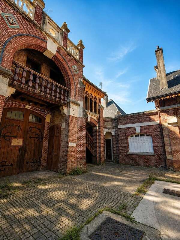  À VENDRE – Appartement Duplex de 103  m²  Château du Genêts à Gruchet-le-Valasse  - photo 3