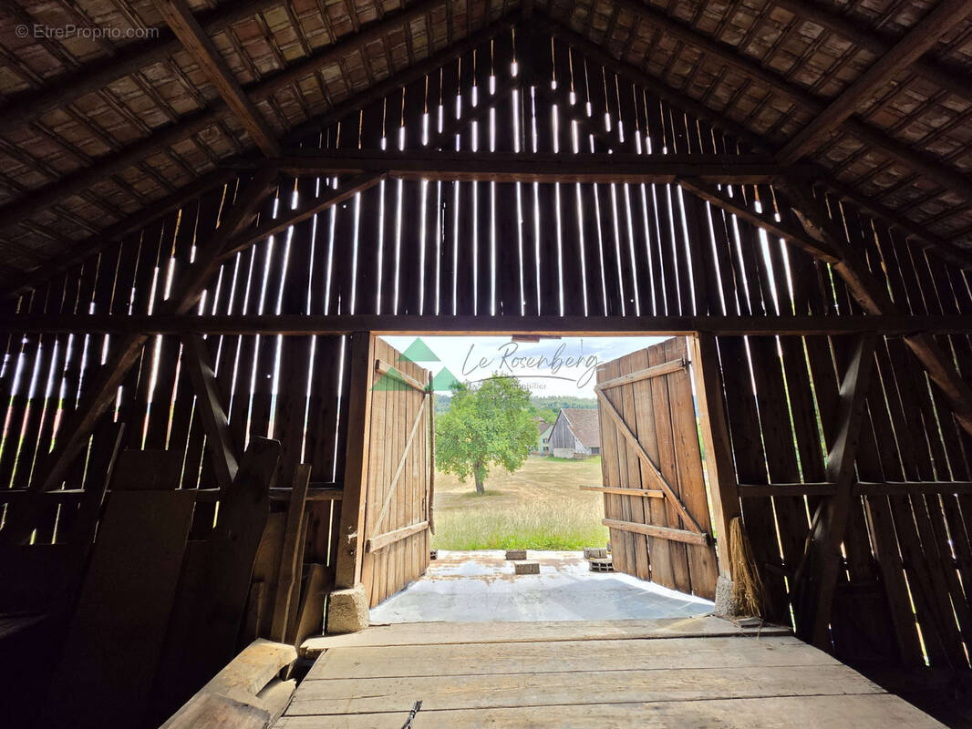 Maison à COURTAVON