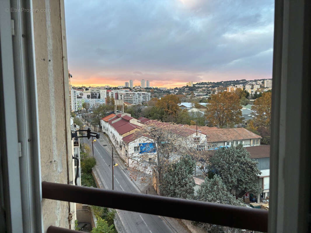 Appartement à MARSEILLE-15E
