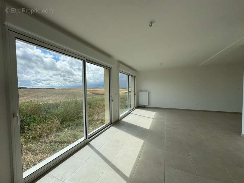 Maison à SAINT-SYMPHORIEN-LE-CHATEAU