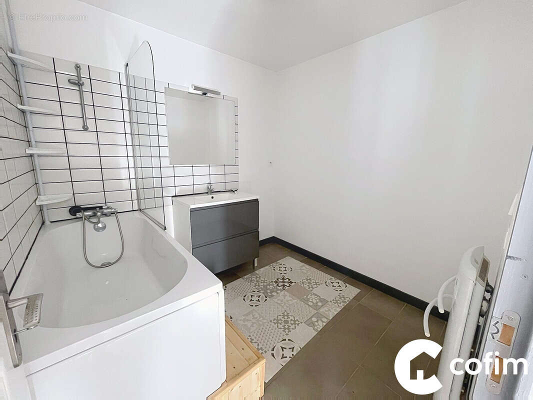 Appartement 68 m² à Tarbes  - photo 5
