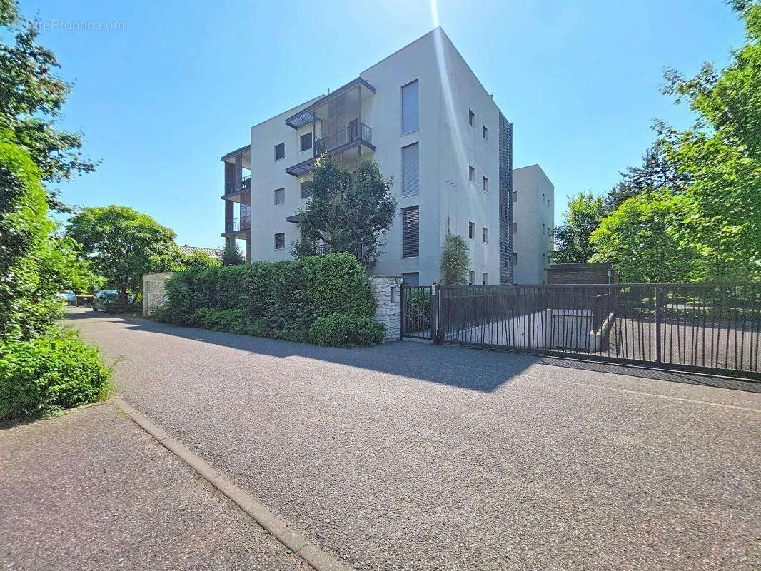 Appartement à SAINT-PRIEST