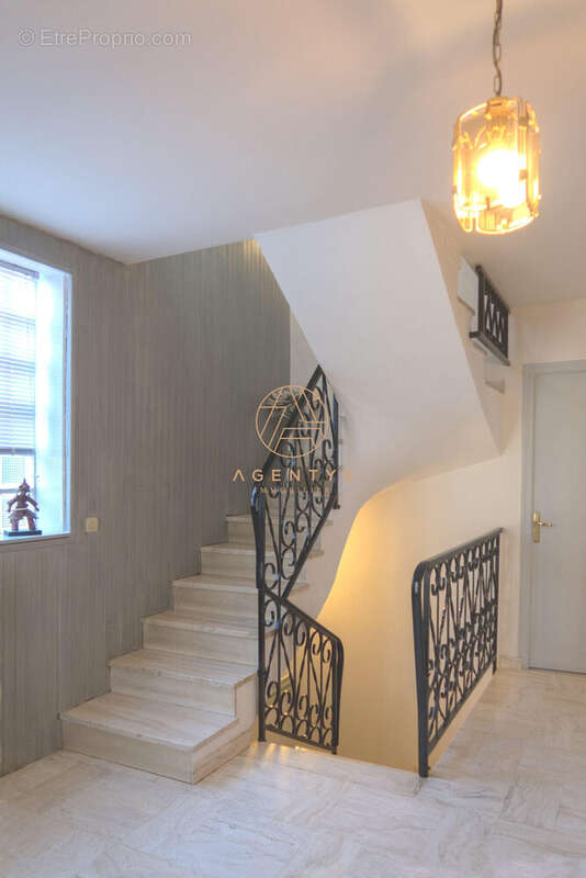 Maison à CHAMPIGNY-SUR-MARNE