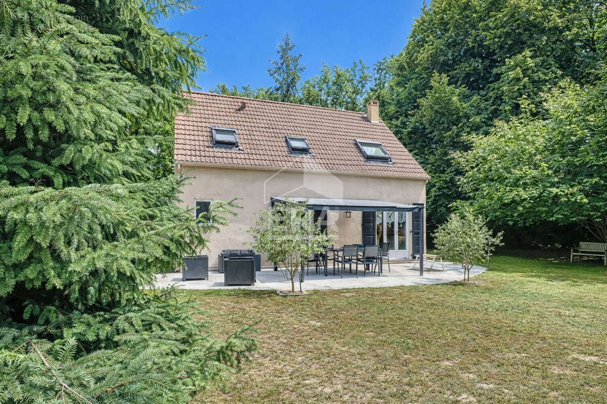 Maison à LA FERTE-ALAIS