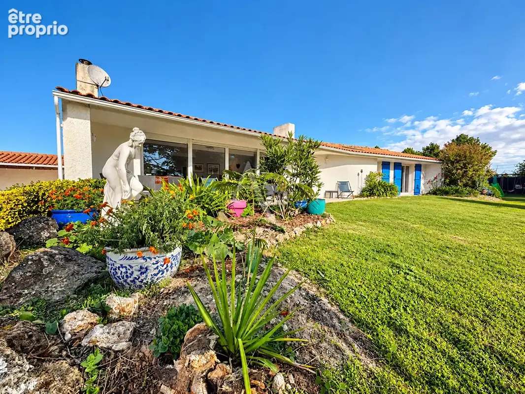 Photo Maison à Saint-Hilaire-De-Riez au prix de 549 000€