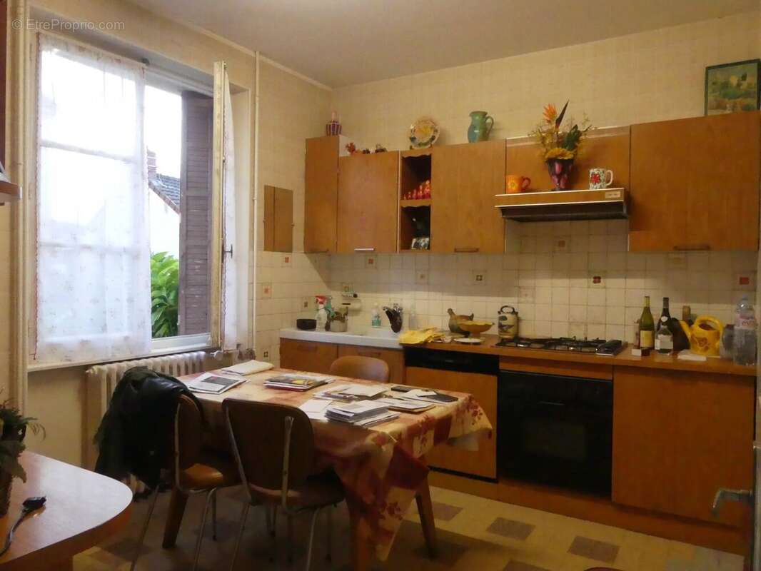 Maison à LE CREUSOT