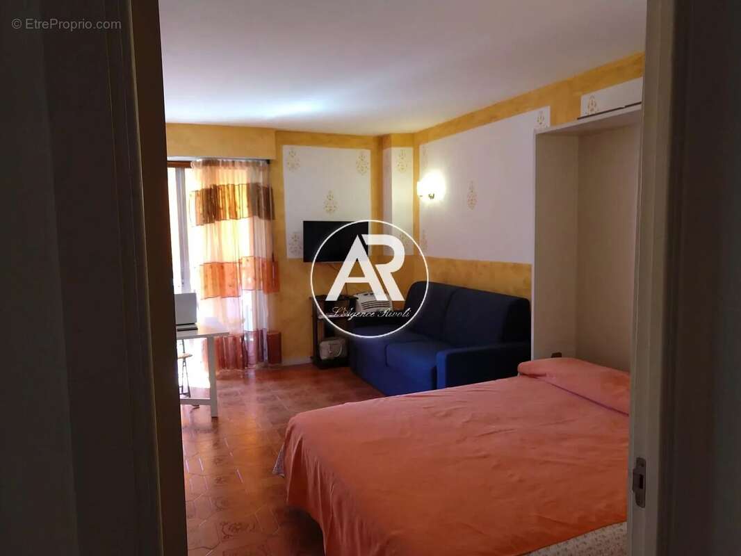 Appartement à ROQUEBRUNE-CAP-MARTIN