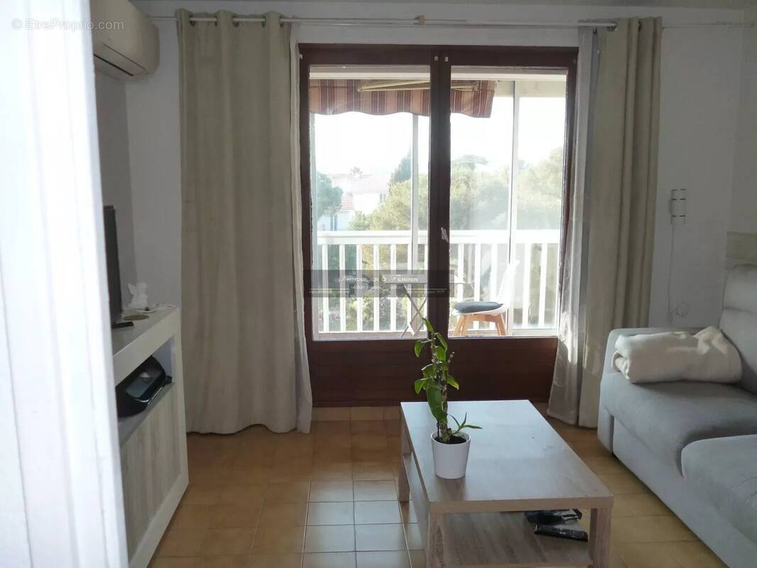Appartement à FREJUS