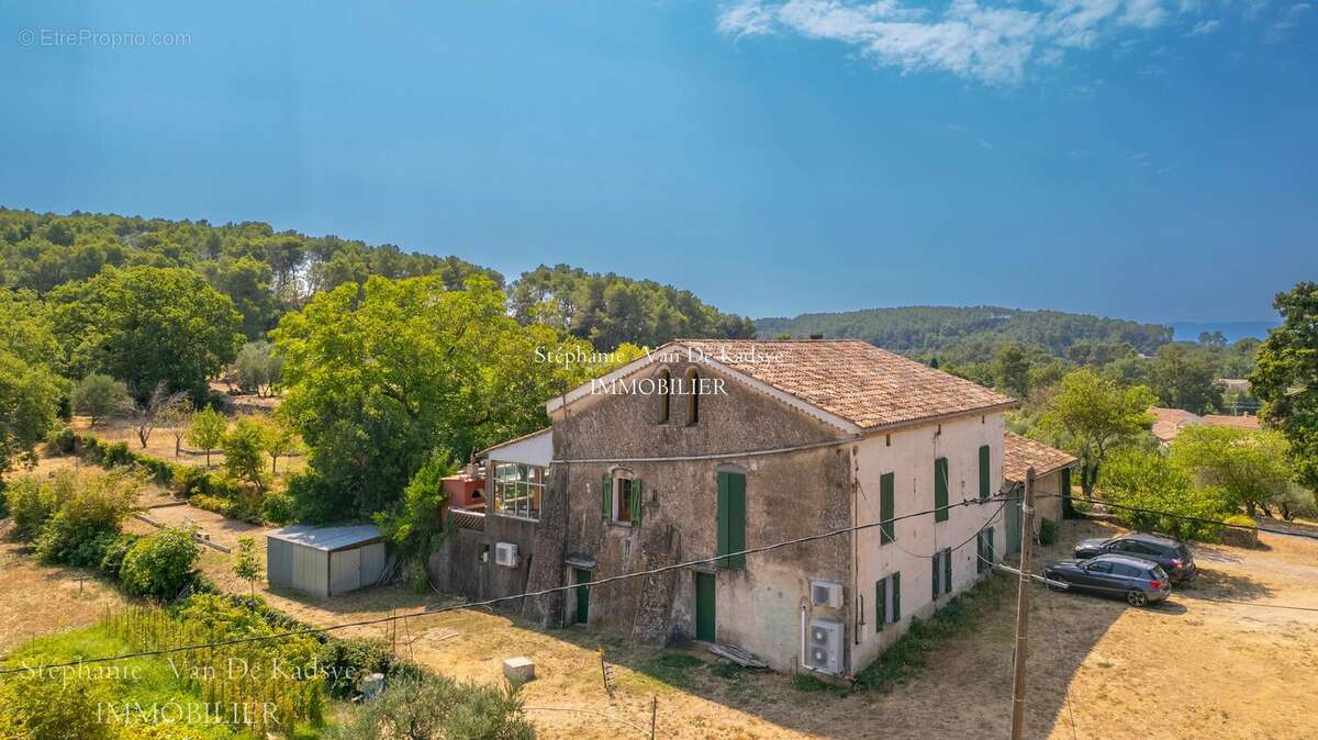 Maison à DRAGUIGNAN
