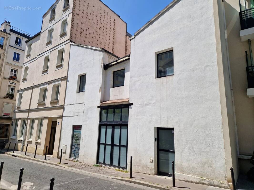 Commerce à PARIS-11E