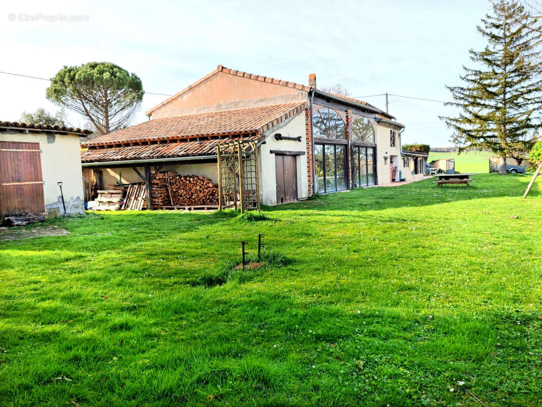 Maison à SAINT-FELIX-LAURAGAIS