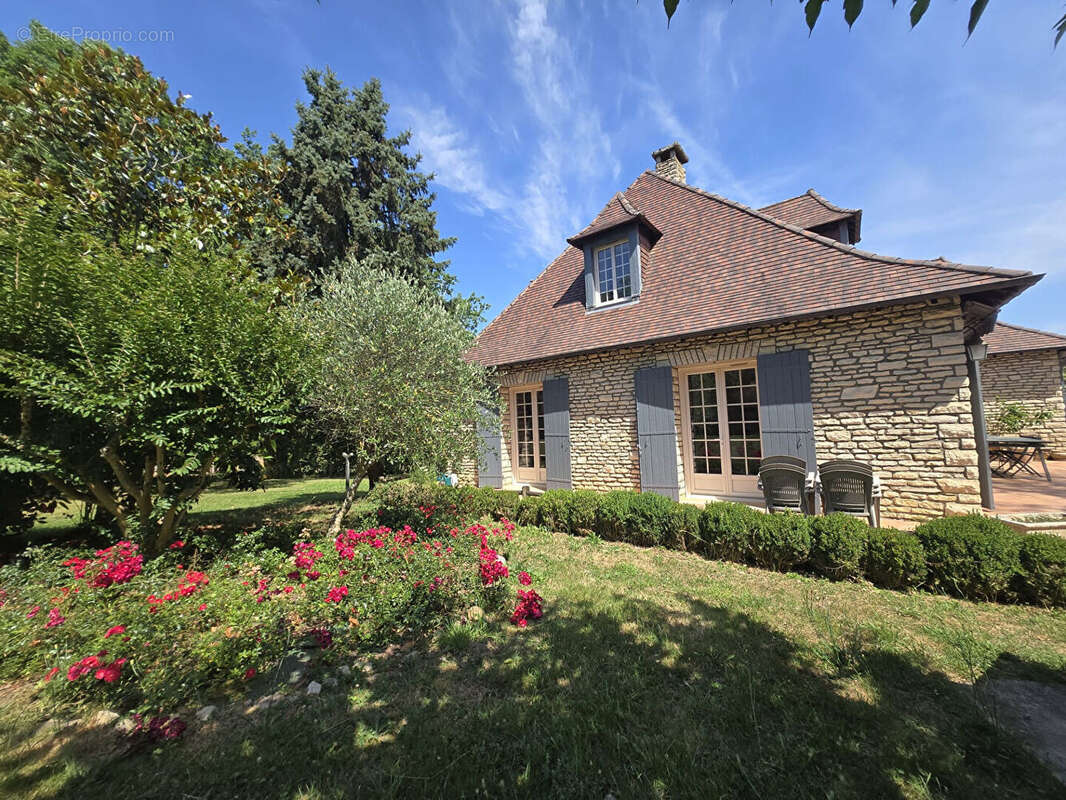 Maison périgourdine en pierre prestations haut de gamme et parc arboré - photo 3
