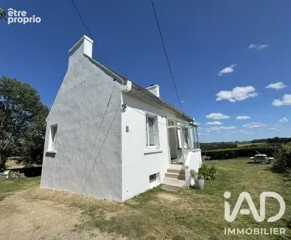 Photo 1 - Maison à LE CLOITRE-PLEYBEN