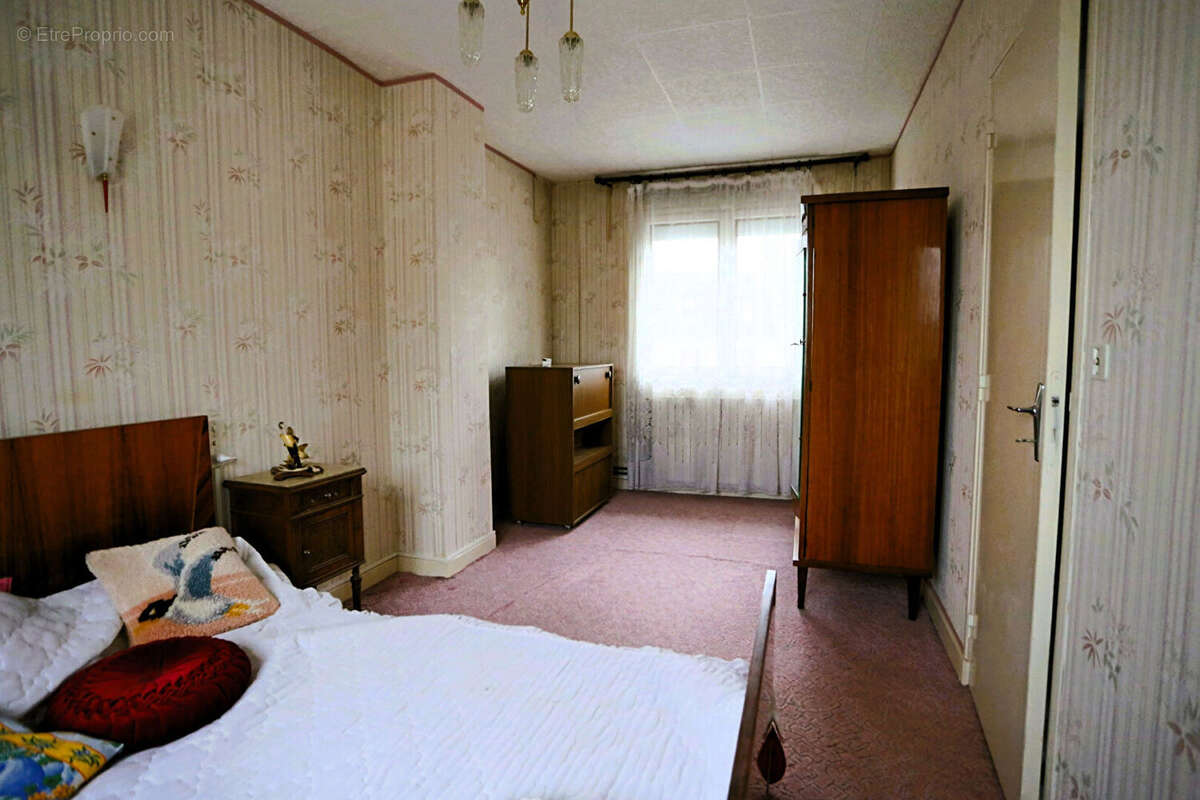 Maison à COMMENTRY