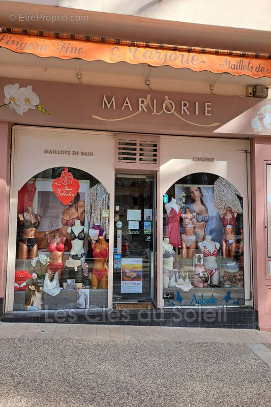 Commerce à HYERES
