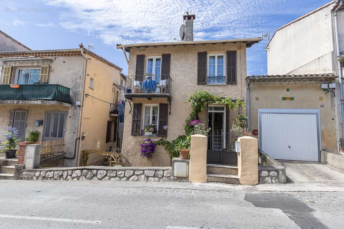 Maison à BIOT