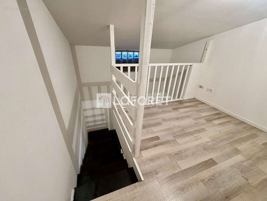 Appartement à PEZILLA-LA-RIVIERE