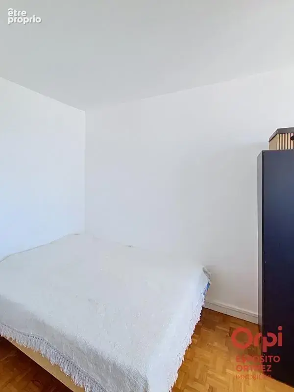 Appartement avec cave À Vendre - photo 9